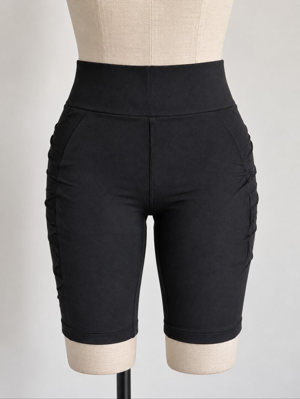 MISSHINE Black High-Waisted Seamless Biker Shorts Shapewear Size Medium